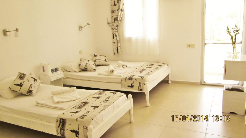 Zeybek 1 Pension Патара Стая снимка